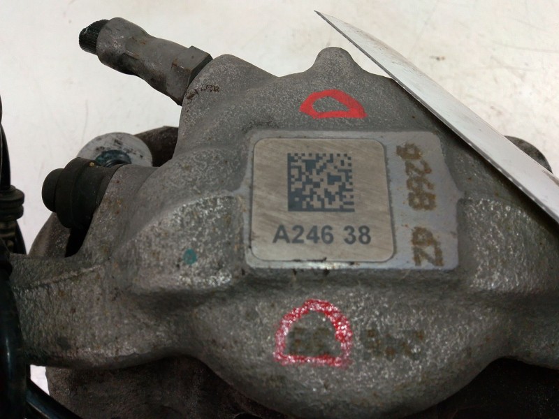 Recambio de pinza freno delantera derecha para mercedes-benz clase a (w176) a 200 cdi / d (176.008) referencia OEM IAM A00042170