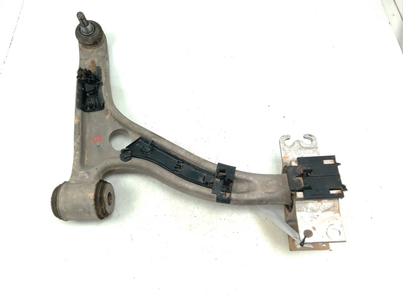 Recambio de brazo suspension inferior delantero derecho para mercedes-benz clase a (w176) a 200 cdi / d (176.008) referencia OEM