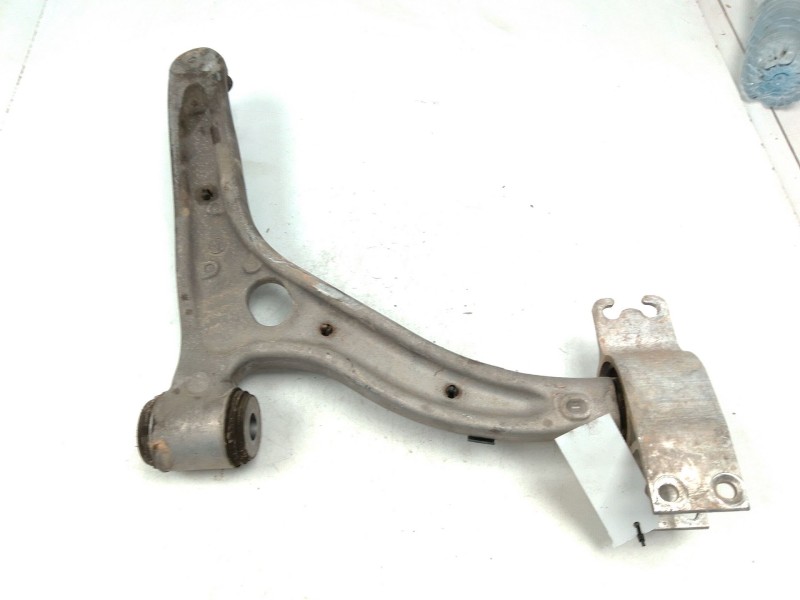 Recambio de brazo suspension inferior delantero izquierdo para mercedes-benz clase a (w176) a 200 cdi / d (176.008) referencia O