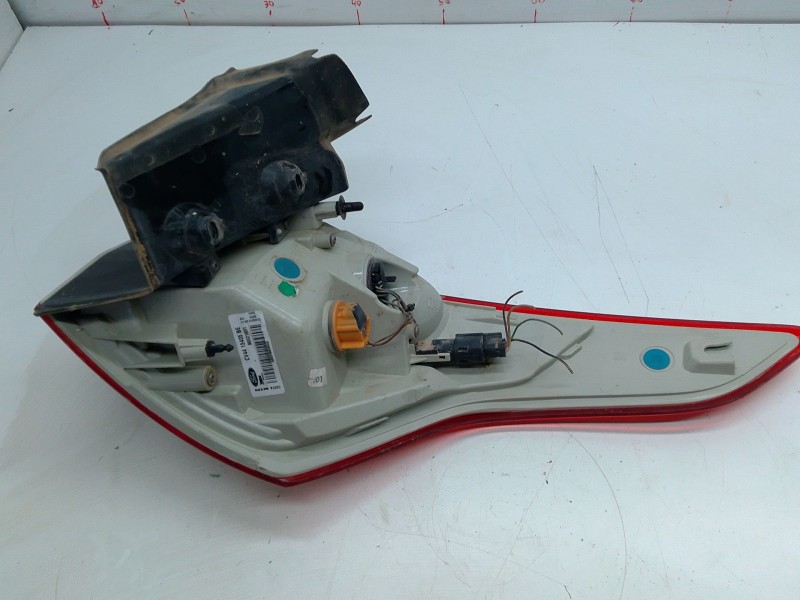 Recambio de piloto trasero izquierdo para ford kuga i 2.0 tdci referencia OEM IAM CV4413405  