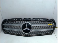 Recambio de rejilla delantera para mercedes-benz clase a (w176) a 200 cdi / d (176.008) referencia OEM IAM A1768880260  