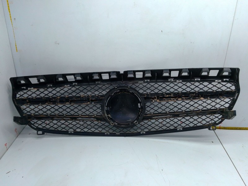 Recambio de rejilla delantera para mercedes-benz clase a (w176) a 200 cdi / d (176.008) referencia OEM IAM A1768880260  