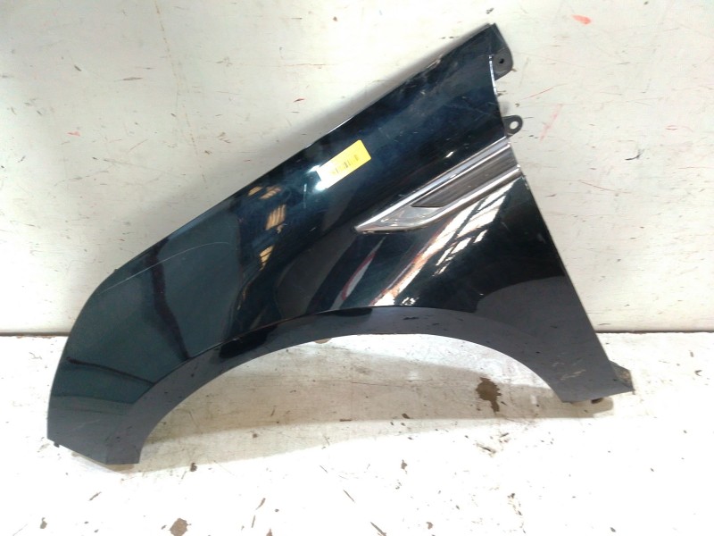 Recambio de aleta delantera izquierda para renault talisman (lp_) 1.6 tce 150 referencia OEM IAM   