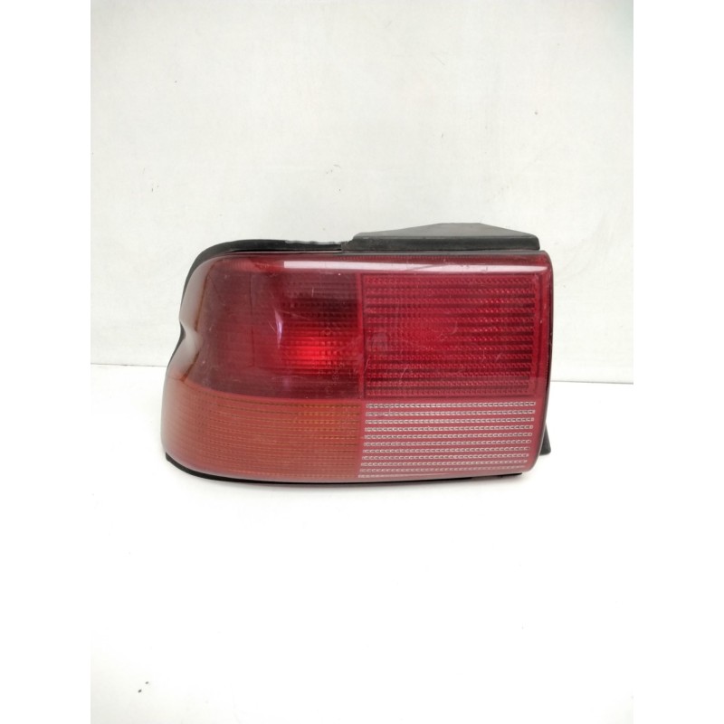 Recambio de piloto trasero izquierdo para ford escort berlina/turnier 1.6 16v cat referencia OEM IAM 93AG13A603AA  