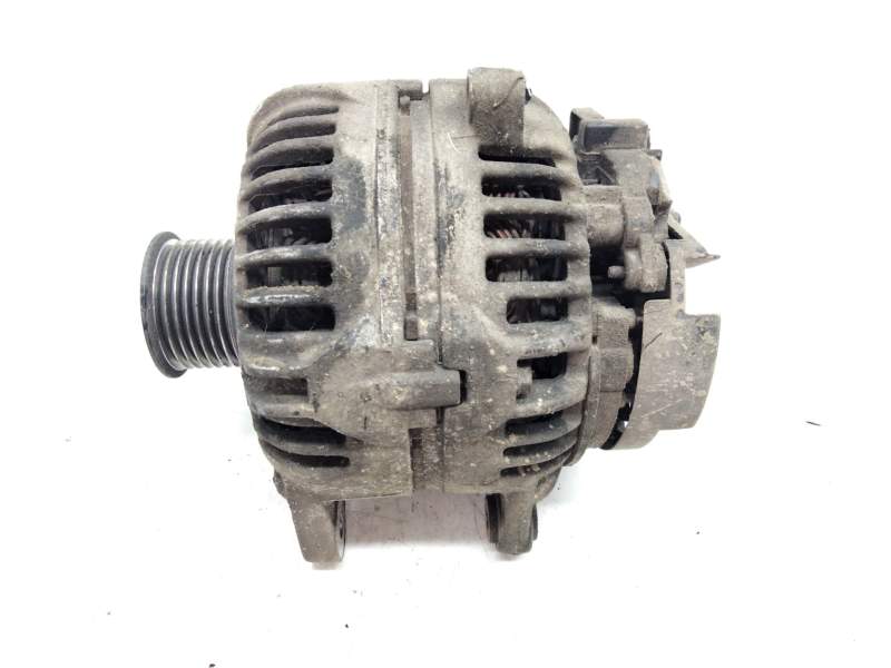 Recambio de alternador para renault master ii autobús (jd) 2.5 dci 120 referencia OEM IAM 0124525044  