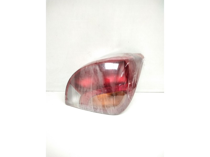 Recambio de piloto trasero derecho para ford fiesta berlina (dx) básico referencia OEM IAM 96FG13A602 1044154 