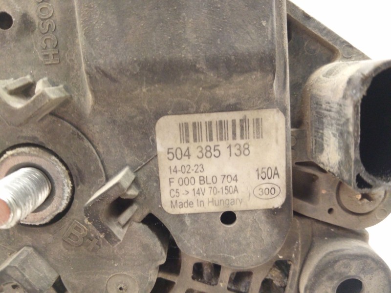 Recambio de alternador para iveco daily v caja/chasis 35c15, 35s15, 40c15, 45c15, 50c15, 60c15, 65c15, 70c15 referencia OEM IAM 