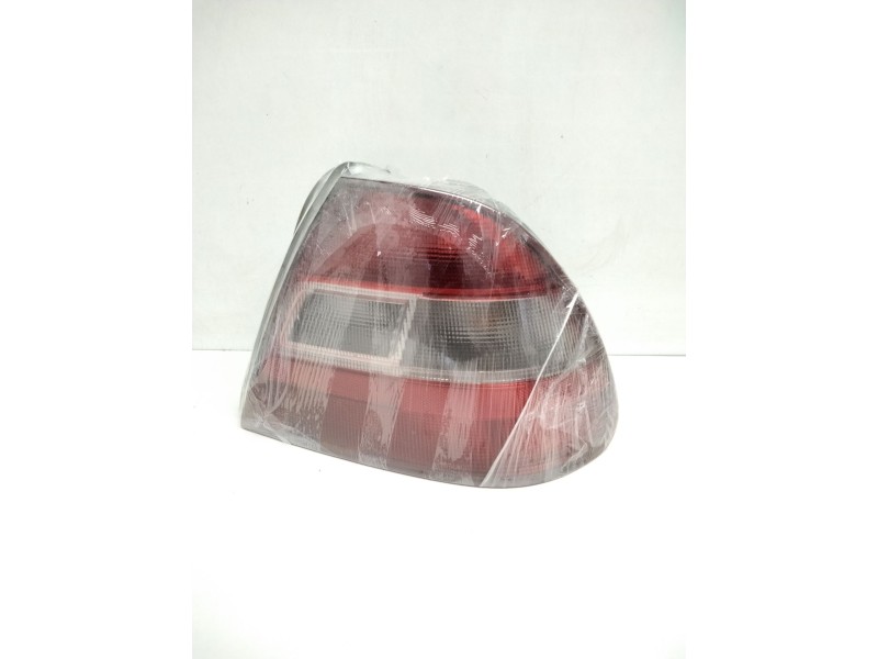 Recambio de piloto trasero derecho para honda civic berlina 3/4 (ej/ek) 1.4 referencia OEM IAM 33501ST3G11  110255