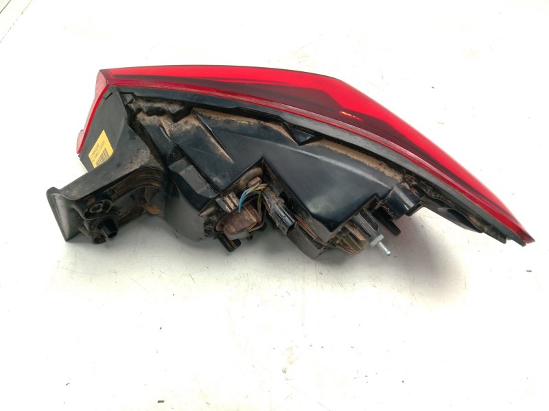 Recambio de piloto trasero izquierdo para renault talisman (lp_) 1.6 tce 150 referencia OEM IAM 265552867R  