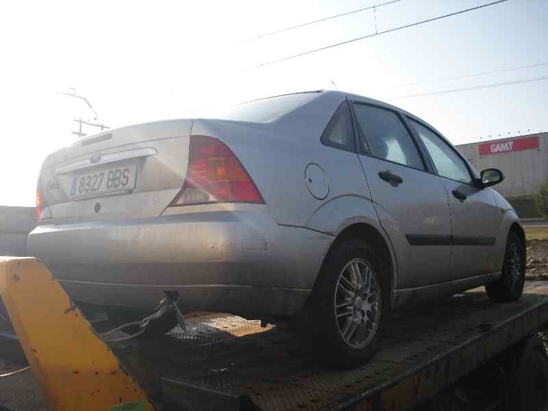 ford focus berlina (cak) del año 1998
