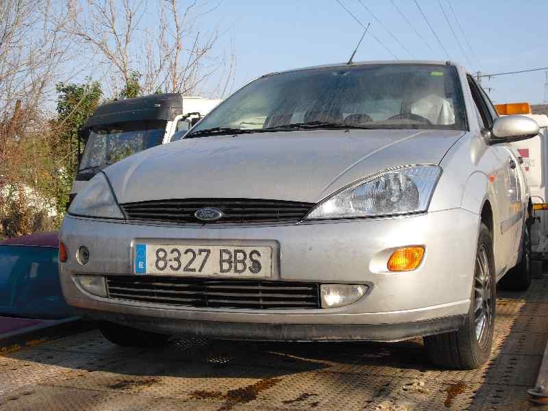 ford focus berlina (cak) del año 1998