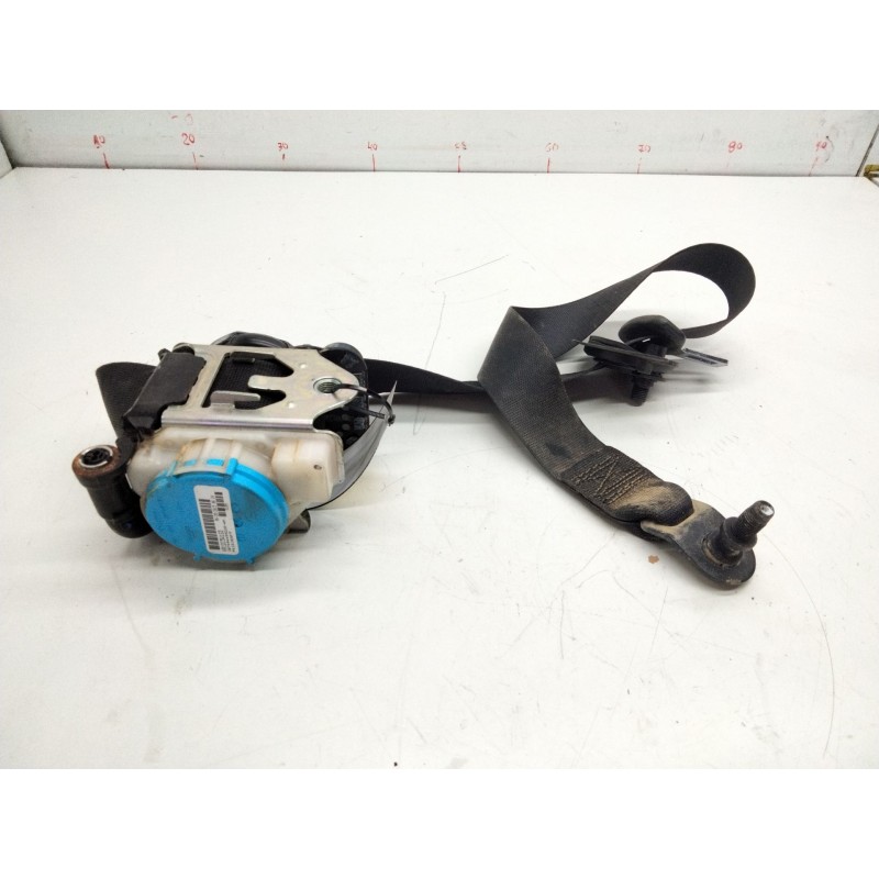 Recambio de cinturon seguridad delantero izquierdo para mercedes-benz clase a (w176) a 200 cdi / d (176.008) referencia OEM IAM 