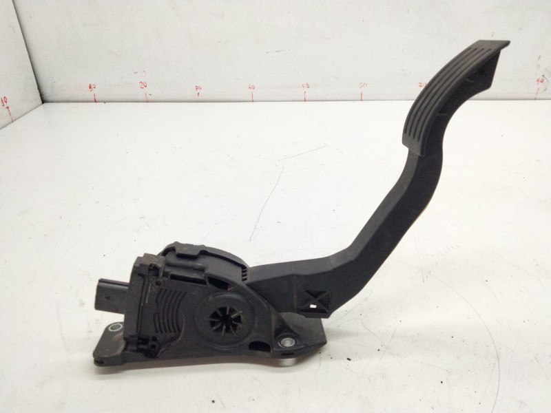 Recambio de pedal acelerador para ford kuga i 2.0 tdci referencia OEM IAM   