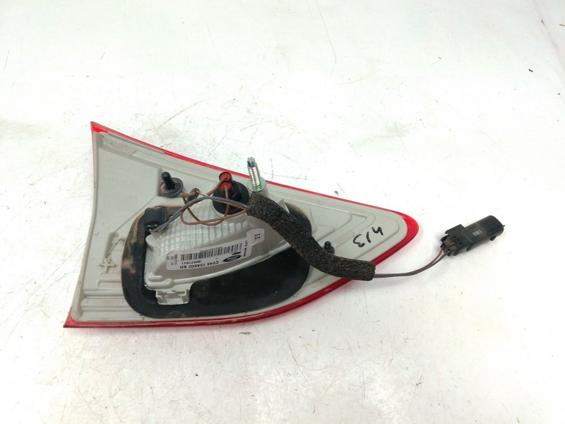 Recambio de piloto trasero derecho para ford kuga i 2.0 tdci referencia OEM IAM CV4413A602BD  