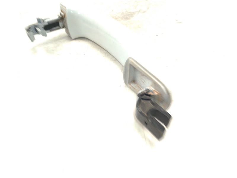 Recambio de maneta exterior delantera izquierda para ford kuga i 2.0 tdci referencia OEM IAM AM51U22404C  