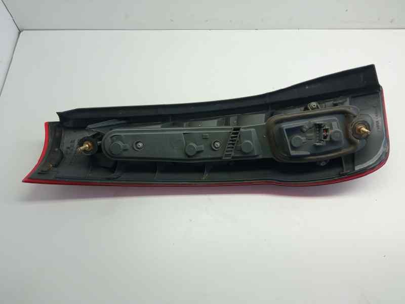 Recambio de piloto trasero derecho para fiat punto berlina (188) 1.9 diesel eco referencia OEM IAM   46300