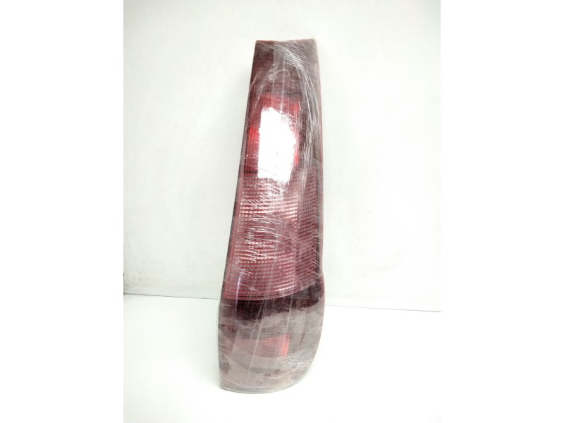 Recambio de piloto trasero derecho para fiat punto berl. (176) referencia OEM IAM 36500748D 484010820 A281