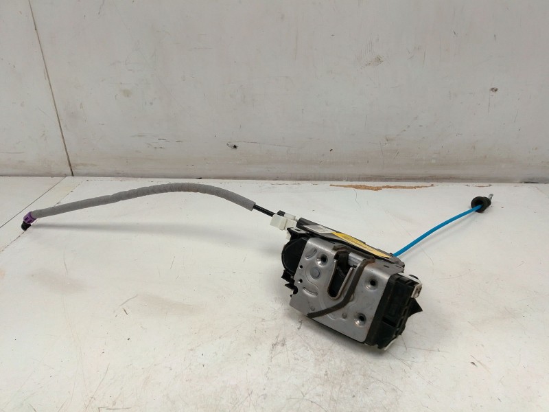 Recambio de cerradura puerta delantera derecha para mercedes-benz clase a (w176) a 200 cdi / d (176.008) referencia OEM IAM A204