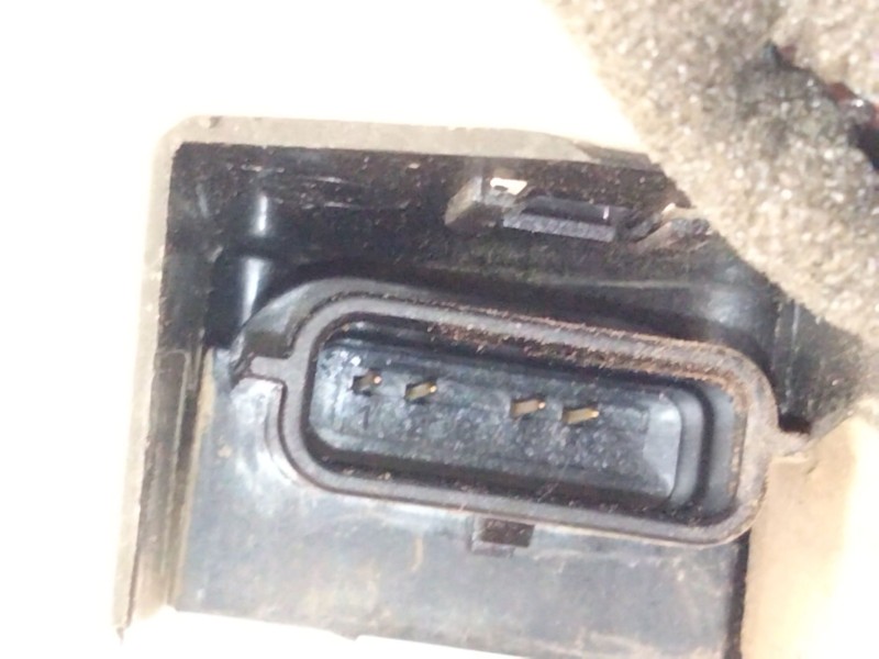 Recambio de cerradura puerta trasera izquierda para renault talisman (lp_) 1.6 tce 150 referencia OEM IAM 825033988R  