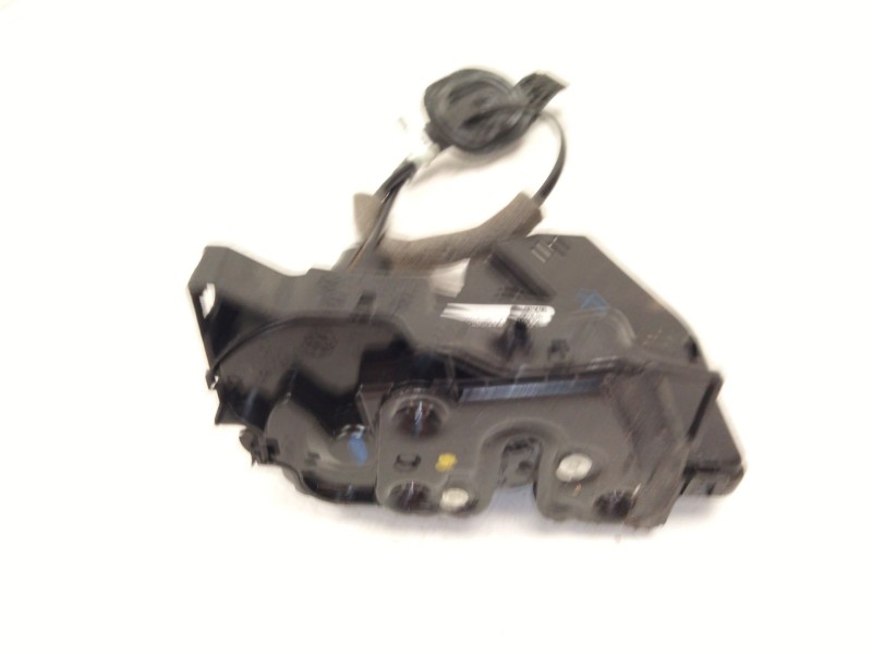 Recambio de cerradura puerta trasera izquierda para renault talisman (lp_) 1.6 tce 150 referencia OEM IAM 825033988R  