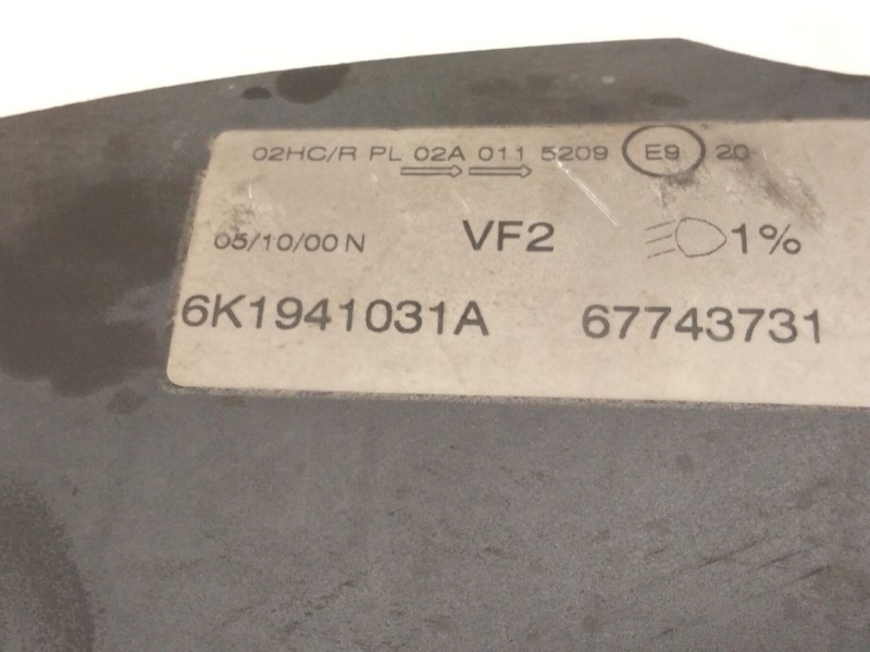 Recambio de faro derecho para seat cordoba (6k1, 6k2) 1.4 16v referencia OEM IAM 6K1941031A  