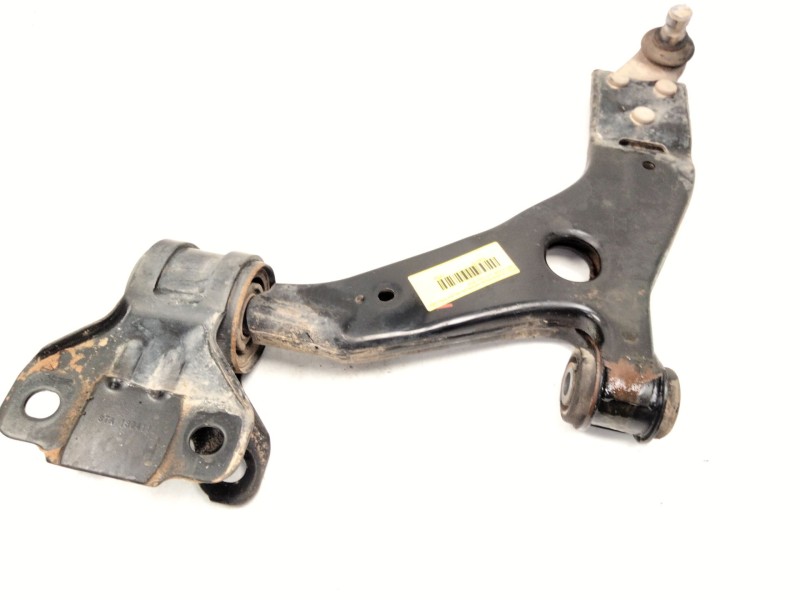 Recambio de brazo suspension inferior delantero izquierdo para ford kuga i 2.0 tdci referencia OEM IAM CV613A424AAC  