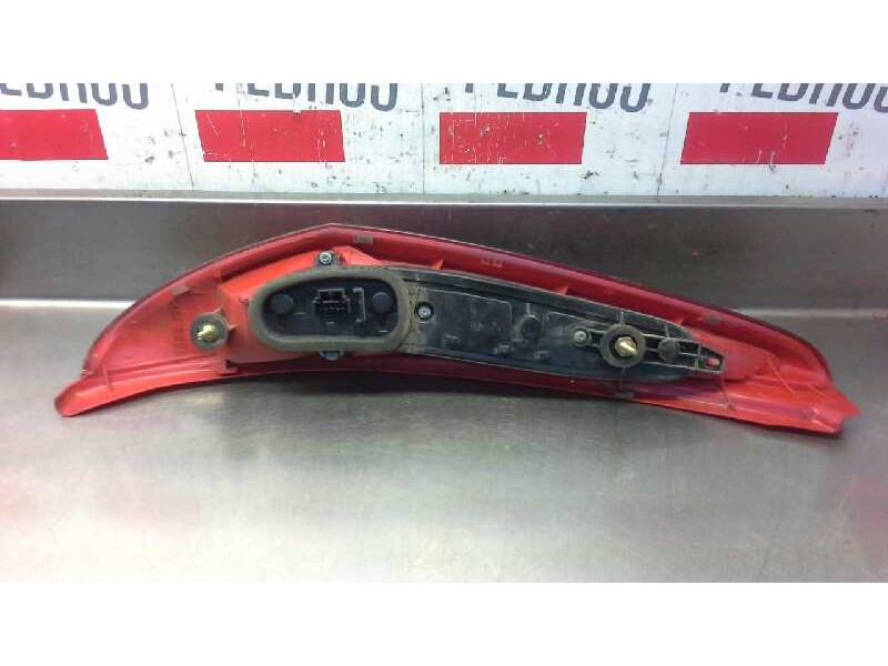 Recambio de piloto trasero derecho para fiat punto berlina (188) 1.2 cat referencia OEM IAM 286202  