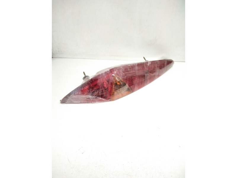 Recambio de piloto trasero izquierdo para fiat punto berlina (188) 1.9 d elx (i) referencia OEM IAM 286201 0046523770 