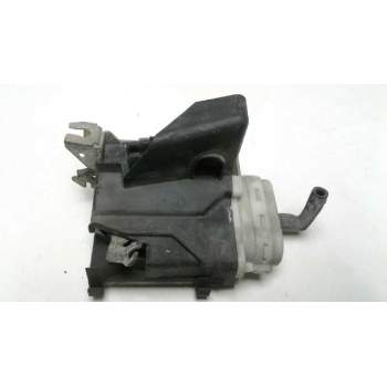 Recambio de cerradura puerta trasera izquierda para audi 100 berlina (c4) básico referencia OEM IAM 8D0839015D  