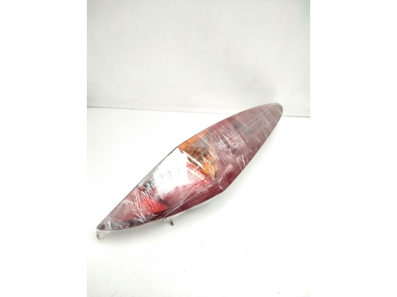 Recambio de piloto trasero derecho para fiat punto berlina (188) 1.2 8v referencia OEM IAM 286202 0046523769 