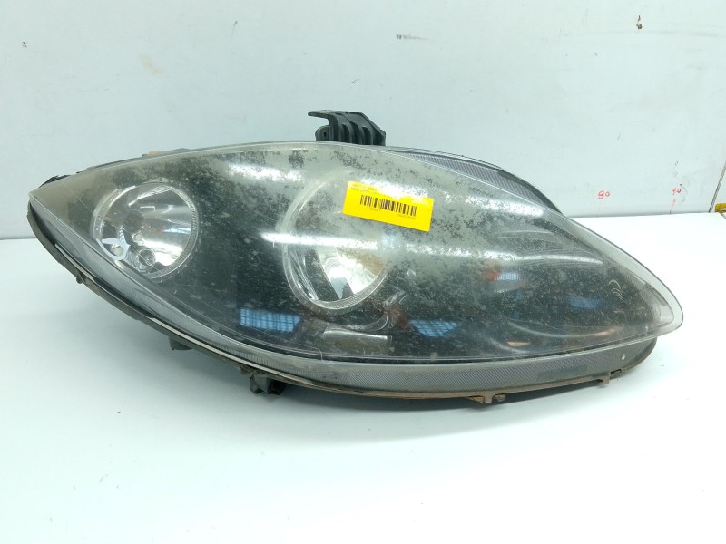 Recambio de faro derecho para seat leon (1p1) 1.4 16v referencia OEM IAM   