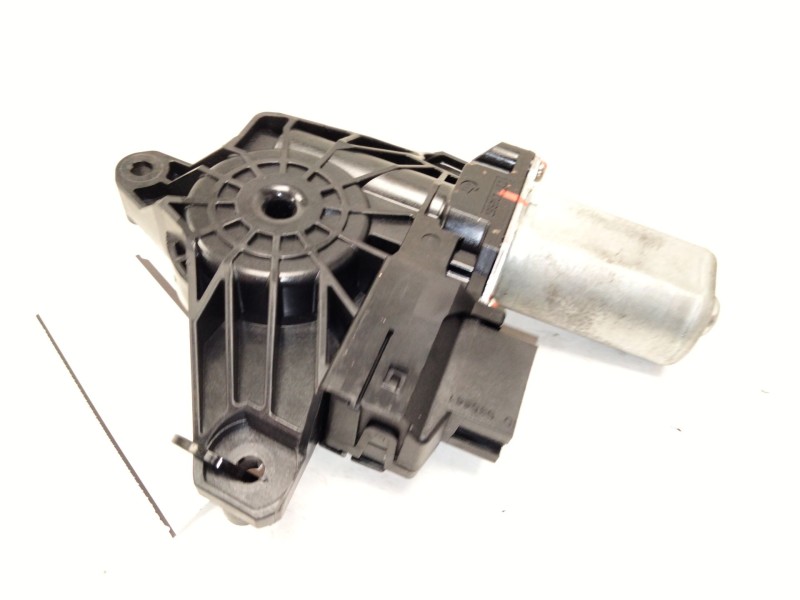 Recambio de motor elevalunas trasero izquierdo para mercedes-benz clase a (w176) a 200 cdi / d (176.008) referencia OEM IAM   