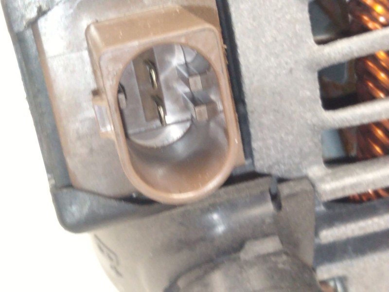 Recambio de alternador para isuzu d-max iii (tfr, tfs) 1.9 ddi (tfr87j, tfr87) referencia OEM IAM 893852180  