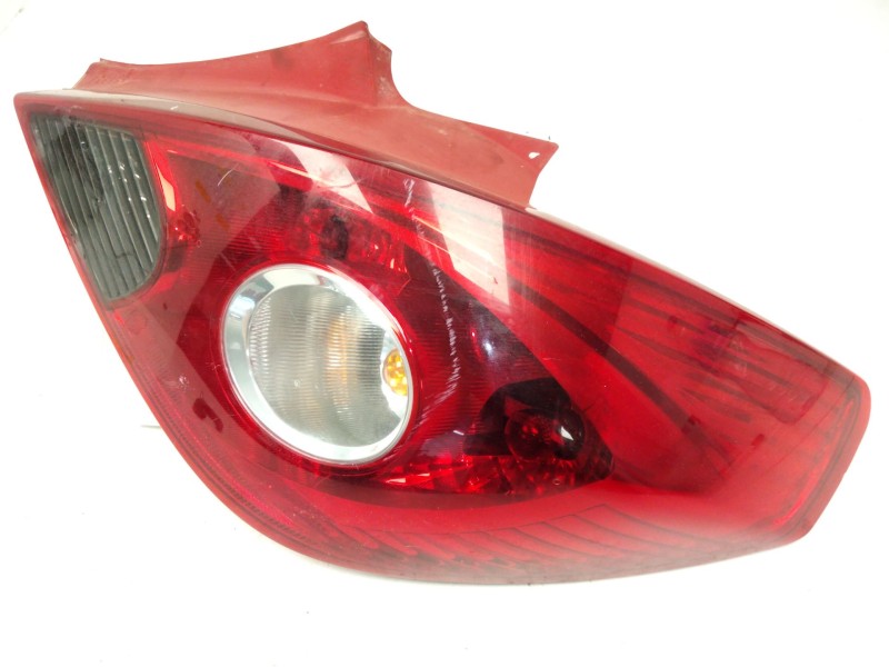 Recambio de piloto trasero derecho para opel corsa d furgoneta/hatchback (s07) 1.3 cdti (l08) referencia OEM IAM 13186351  