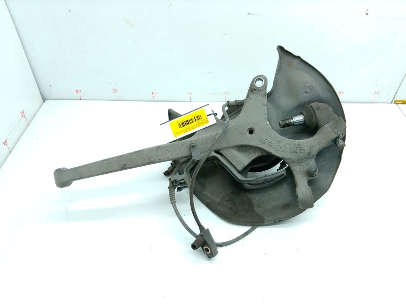 Recambio de mangueta delantera izquierda para mercedes-benz clase e (w210) e 300 turbo-d (210.025) referencia OEM IAM   