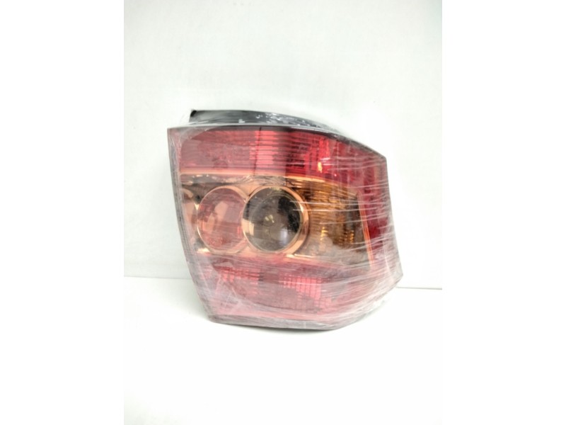 Recambio de piloto trasero derecho para toyota corolla (e12) 1.4 turbodiesel cat referencia OEM IAM 8156002301 KOITO 02100 