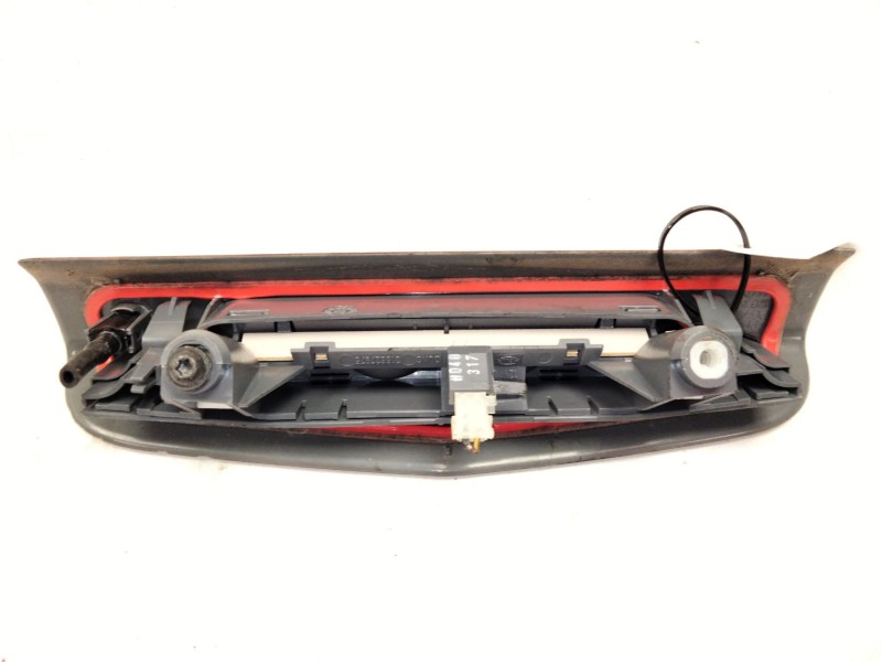 Recambio de piloto central de freno para opel corsa d furgoneta/hatchback (s07) 1.3 cdti (l08) referencia OEM IAM 316627975  
