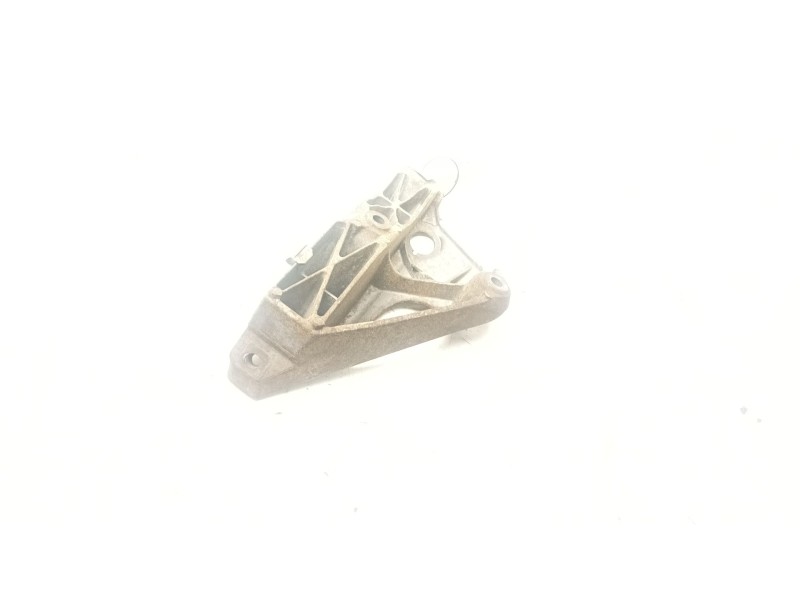 Recambio de soporte motor izquierdo superior para bmw x5 (f15, f85) xdrive 40e referencia OEM IAM 22116784829-06  