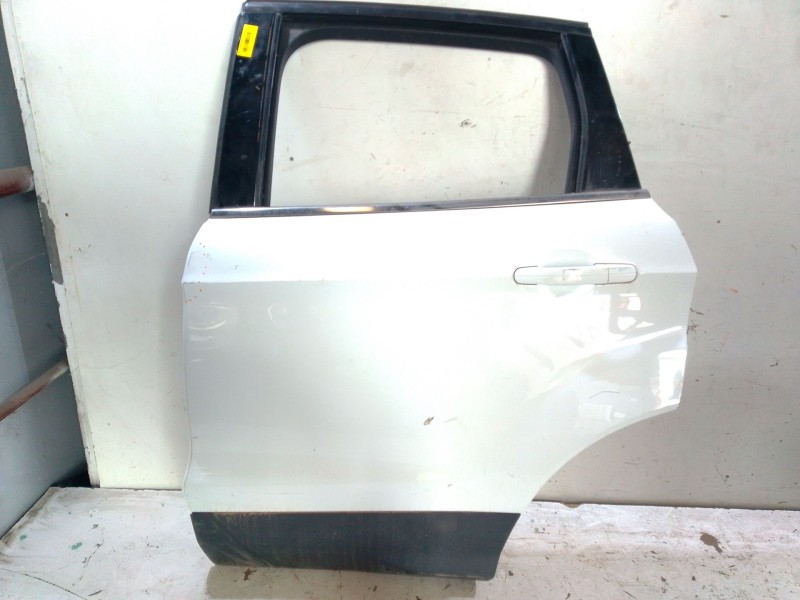 Recambio de puerta trasera izquierda para ford kuga i 2.0 tdci referencia OEM IAM   