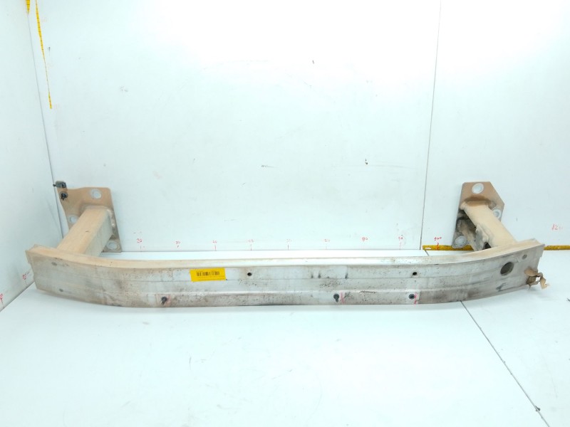 Recambio de refuerzo paragolpes delantero para renault clio iv (bh_) 1.5 dci 90 referencia OEM IAM   