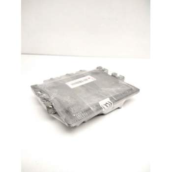 Recambio de centralita motor uce para renault scenic ii confort expression referencia OEM IAM 8200542288 S122326107A 8200495479