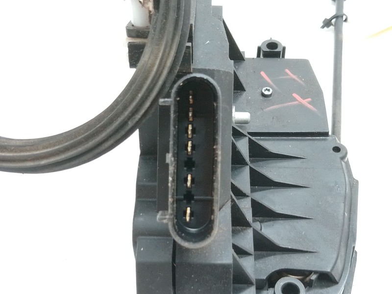 Recambio de cerradura puerta trasera izquierda para ford c-max ii (dxa/cb7, dxa/ceu) 1.6 ti referencia OEM IAM   