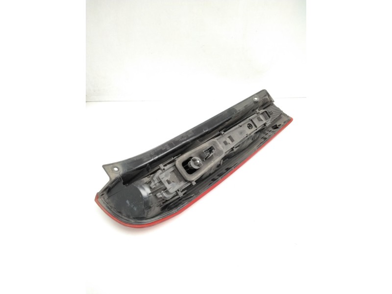 Recambio de piloto trasero izquierdo para ford fiesta (cbk) trend referencia OEM IAM 2S5113A603B  