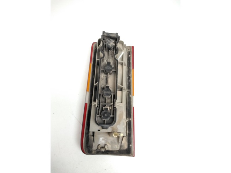 Recambio de piloto trasero derecho para ford fiesta berl./courier referencia OEM IAM 90VB13404AB  