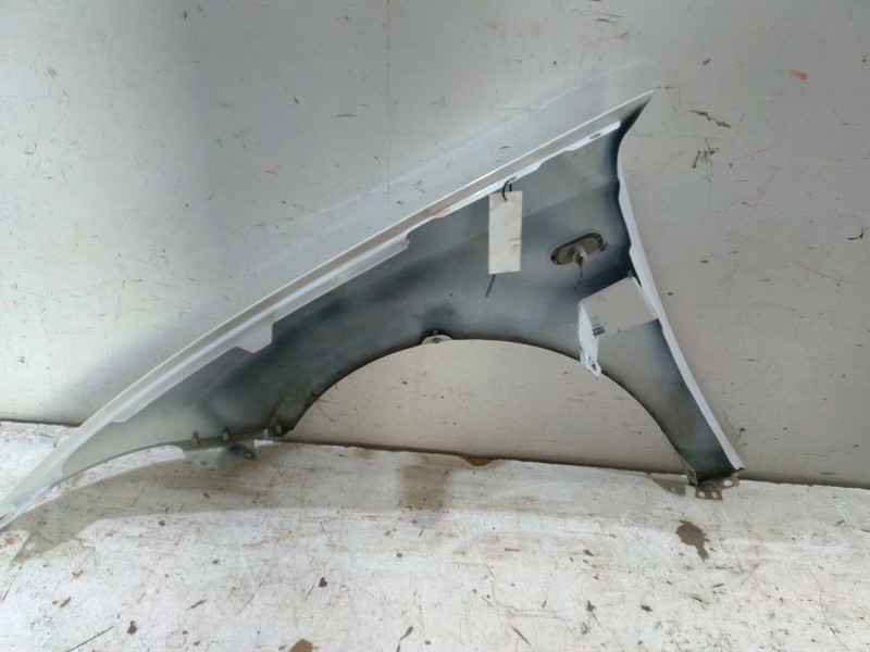 Recambio de aleta delantera derecha para seat leon (1p1) 1.4 tsi referencia OEM IAM   