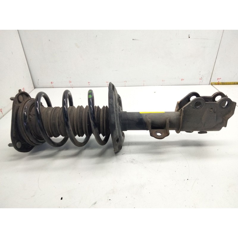 Recambio de amortiguador delantero izquierdo para toyota c-hr (_x1_) 1.8 hybrid (zyx10_, zyx11_) referencia OEM IAM   