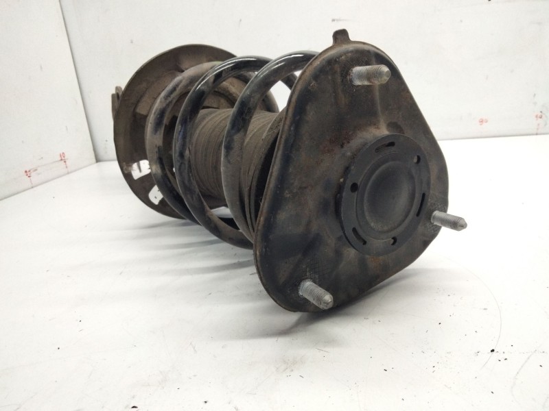 Recambio de amortiguador delantero izquierdo para toyota c-hr (_x1_) 1.8 hybrid (zyx10_, zyx11_) referencia OEM IAM   
