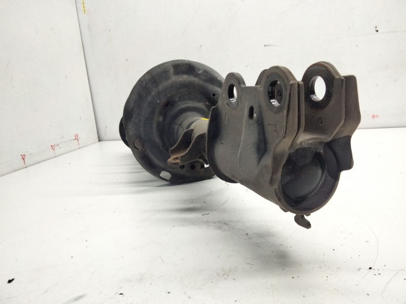 Recambio de amortiguador delantero izquierdo para toyota c-hr (_x1_) 1.8 hybrid (zyx10_, zyx11_) referencia OEM IAM   