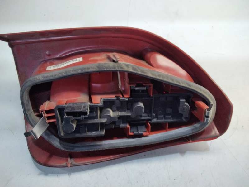 Recambio de piloto trasero izquierdo para citroën xsara picasso 2.0 hdi vivace referencia OEM IAM   
