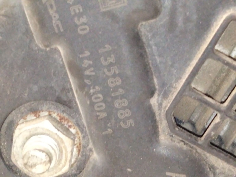 Recambio de alternador para opel astra j (p10) 1.4 lpg (68) referencia OEM IAM   